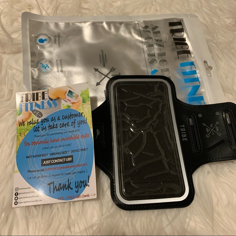 NWT Phone Armband